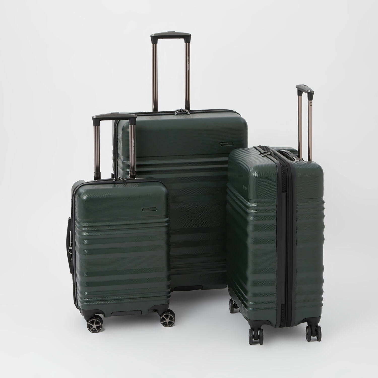 Traveler's Choice Hunter Green Pomona Suitcases 1 Traveler's Choice Hunter Green Pomona Suitcases