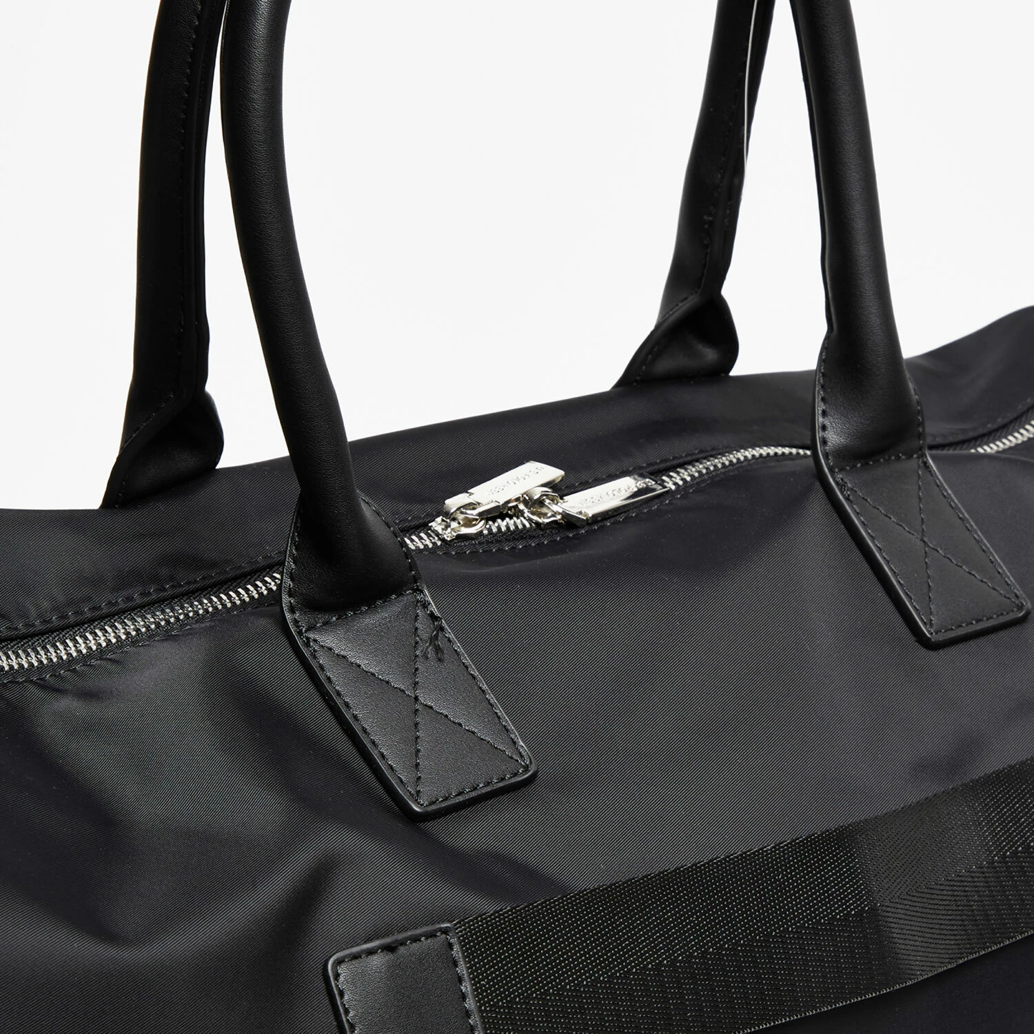 US Polo Assn Black Saratoga Weekend Bag 2 US Polo Assn Black Saratoga Weekend Bag - Image 2