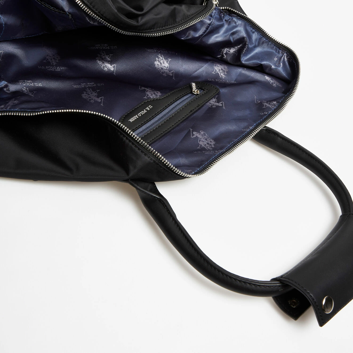 US Polo Assn Black Saratoga Weekend Bag 3 US Polo Assn Black Saratoga Weekend Bag - Image 3