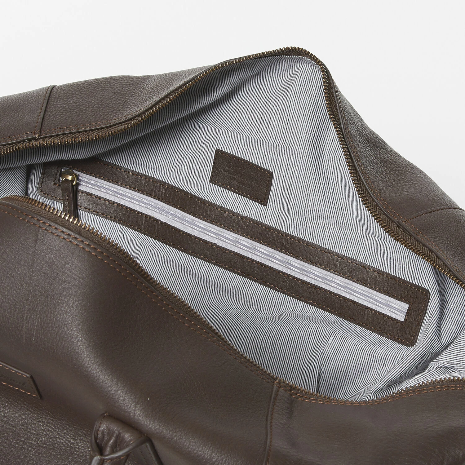 Ashwood Coffee Brown Leather Weekend Bag 3 Ashwood Coffee Brown Leather Weekend Bag - Image 3